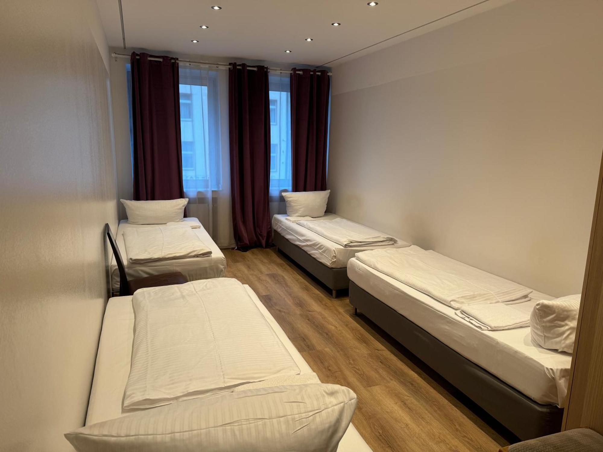 Ferienwohnung Graf-Adolflux Düsseldorf Exterior foto