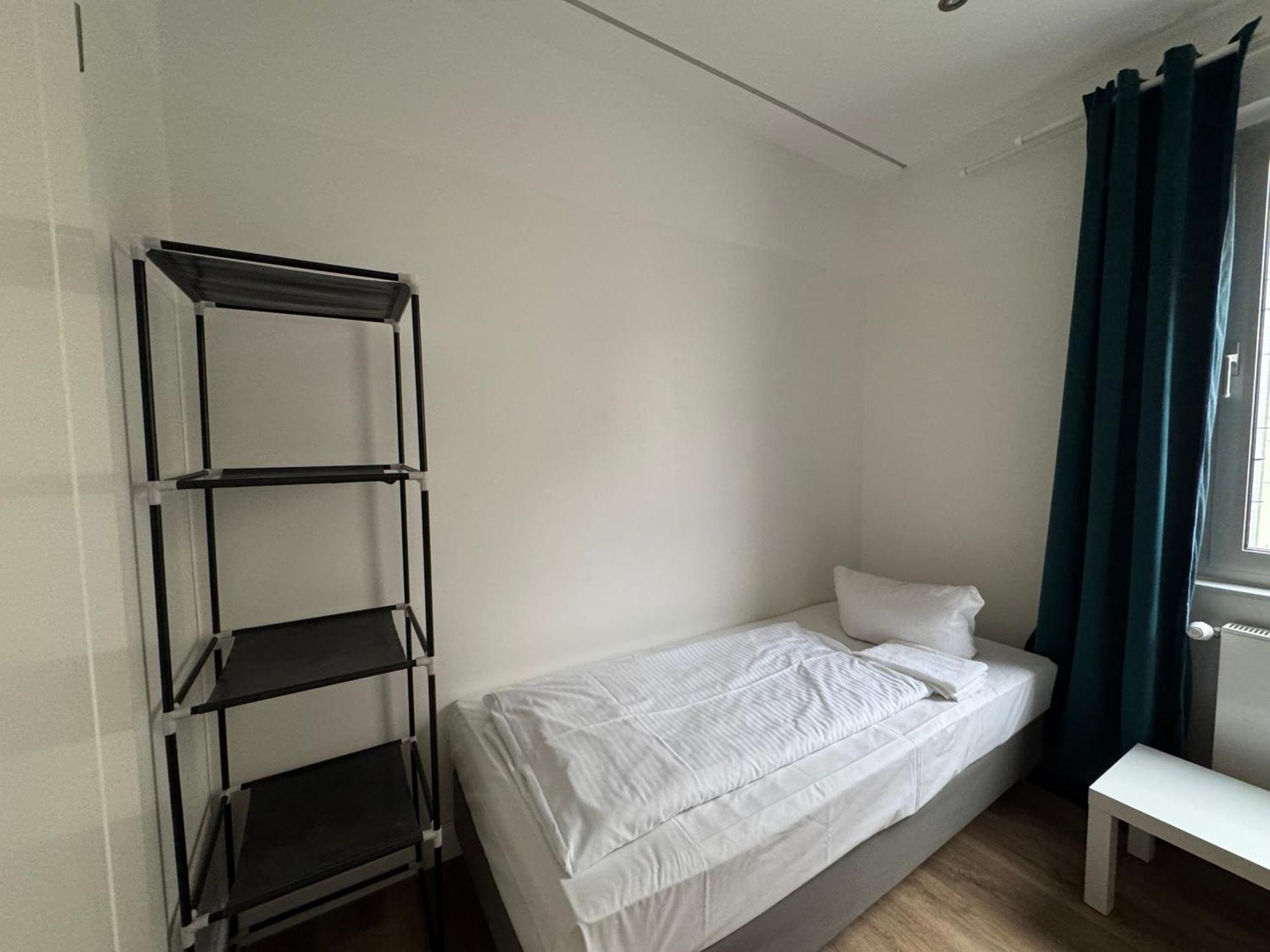 Ferienwohnung Graf-Adolflux Düsseldorf Exterior foto